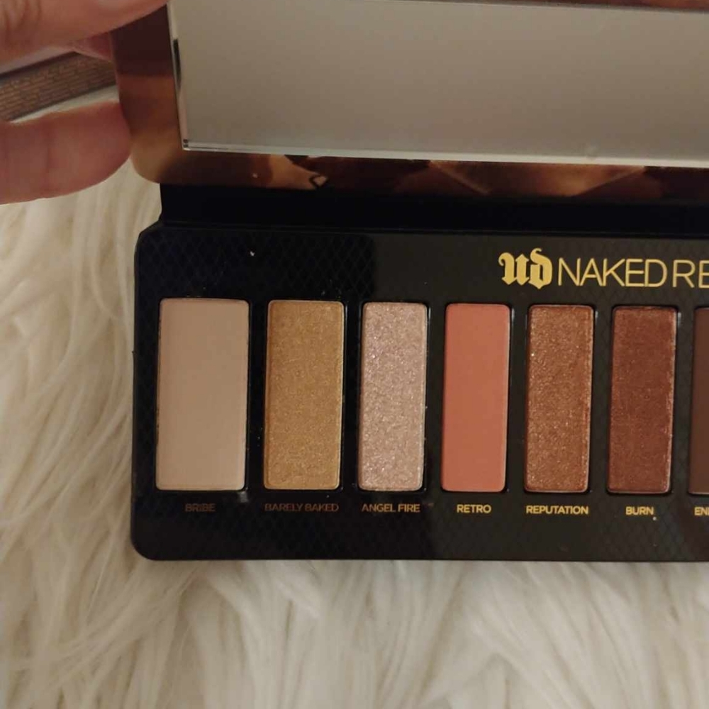 💖FIRM! URBAN DECAY NAKED RELOADED EYESHADOW PALETTE - Picture 14 of 16